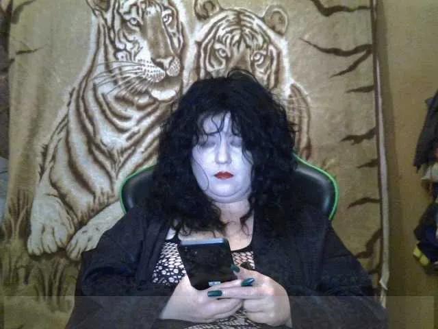 Offline Yuliia on BongaCams