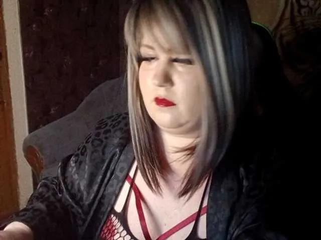 Offline Yuliia on BongaCams