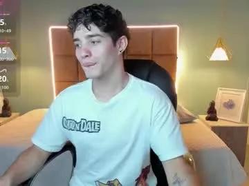 alejootwink — Let's have fun and make me explode with vibrations  #bigcock #twink #new #lovense #feet [777 tokens remaining]