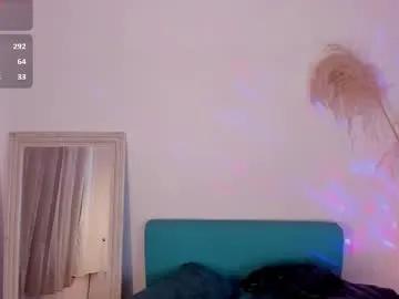 alizee__ — masturbacion  sexy  3 minutes  #longhair #lovense #latina #longnipples #longtongue #milf [250 tokens remaining]