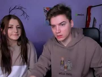 baby_hotte — CrazyTicket: Show in progress. striptease show. Tip 200 tokens to see the show