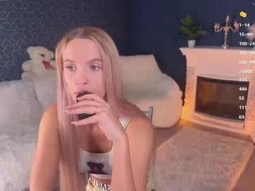 Freechat blush_mikki on Chaturbate