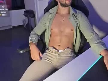 Freechat boiteasex on Chaturbate