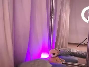 Freechat chloeobrilx on Chaturbate