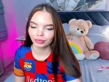 Freechat curvy_dynamite on Chaturbate
