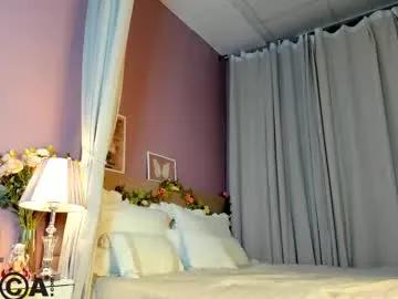 Freechat dearly_emily on Chaturbate