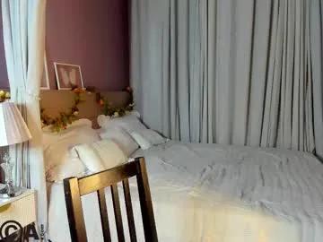 Freechat dearly_emily on Chaturbate