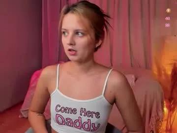 fluffy_waffles on Chaturbate 