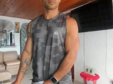 Freechat jhonnyxxfitnexx on Chaturbate