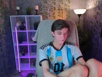 john_weasley — (   )  Fountain of hot cum  #gay #cum #twink #men [1009 tokens remaining]