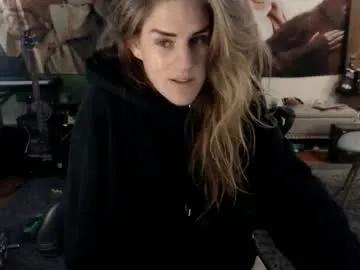 katiecutie_5 — its not gay its alt-straight (unless you don't tip then its gay) - Naked for 10 Mins (or keep it going for 10) [273 tokens left]