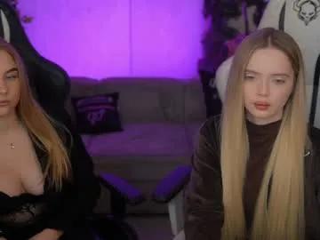 Freechat kira0541 on Chaturbate