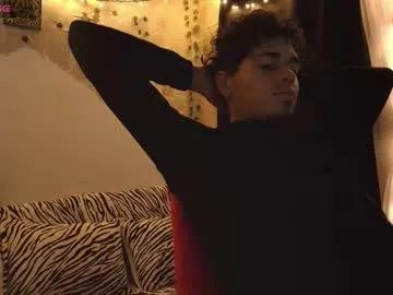 kisstarxxx on Chaturbate 