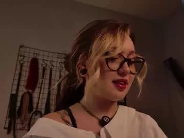 Freechat koracrosbie on Chaturbate