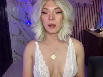 lexiesmith_ — Welcome to my room! - Goal: Join and drain with me! [2000 tokens left] #cumwithme #drainmyballs #selfsuck