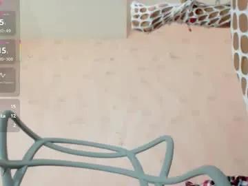 littleebonymommy on Chaturbate 