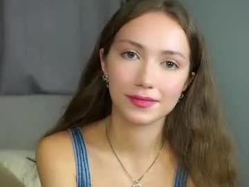 Freechat loriamarzinske on Chaturbate