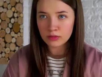 Freechat maidabuoy on Chaturbate