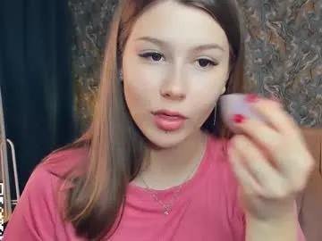 minditrelles — GOAL: squeeze my booty<3 [0 tokens remaining] I'm new here hey hey! #new #young #shy #teen #18