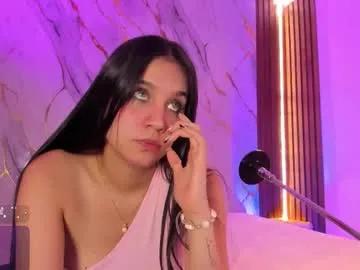 mollylewis18 on Chaturbate 