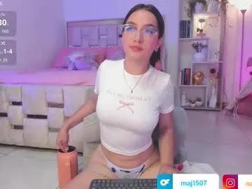 Freechat nathaly_star04 on Chaturbate