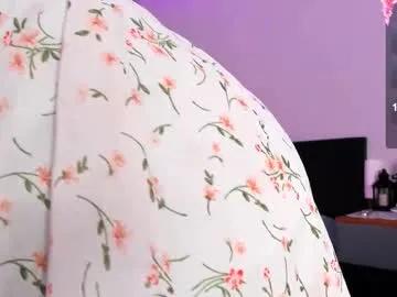 Freechat raven_radiantt on Chaturbate