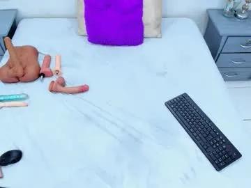 selenareyess on Chaturbate 