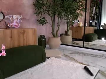 Freechat serene_sophiex on Chaturbate