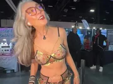 Freechat sunnie_dayz on Chaturbate