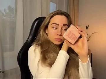 Freechat tatti_1 on Chaturbate