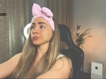 Freechat tatti_1 on Chaturbate