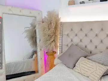 venus_valencia — Ride Dildo [75 tokens left] #latina #bigass #bigboobs #curly #bigclit