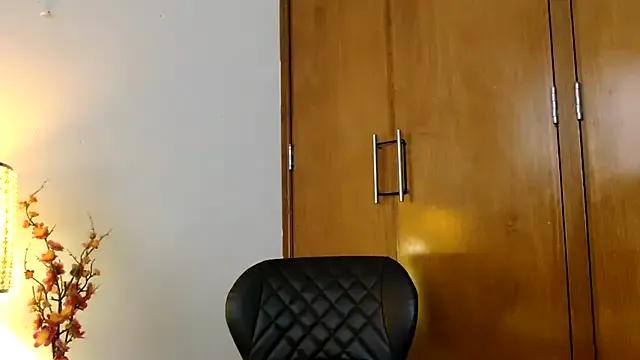 Freechat 3littleschoolteens on StripChat