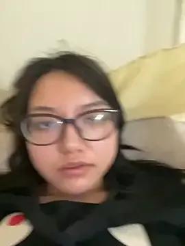 99EE-yy on StripChat