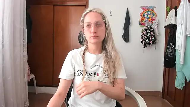 Freechat Adele_johnsonn1 on StripChat