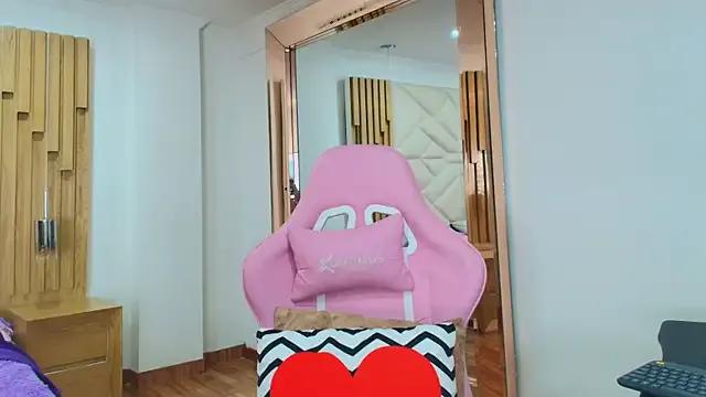 Freechat allie_pearl on StripChat