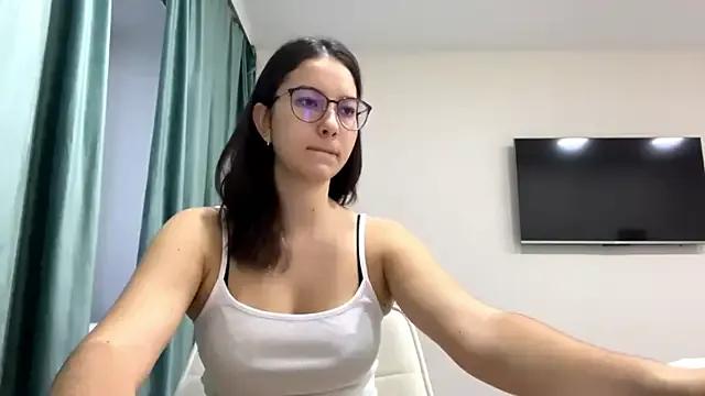 Allisgree — Lower my shorts Show a basic belly roll