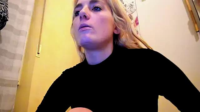 Freechat Babemonsterr on StripChat