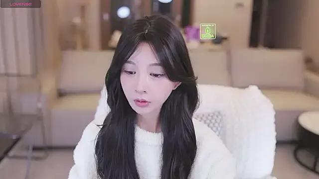 Bella-999 on StripChat 