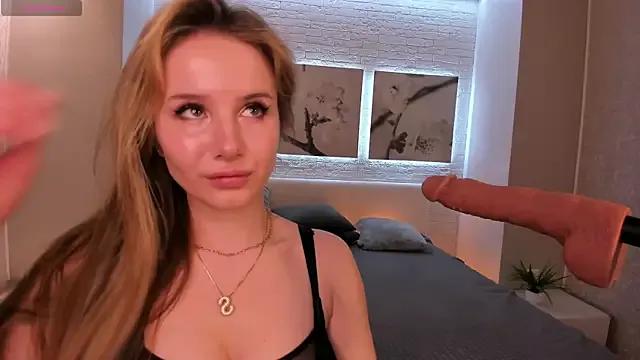 Betty_June on StripChat 