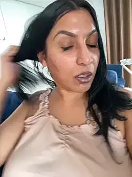 Group BigBootyButter on StripChat