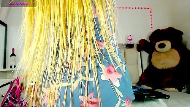 Freechat Brenda__01 on StripChat