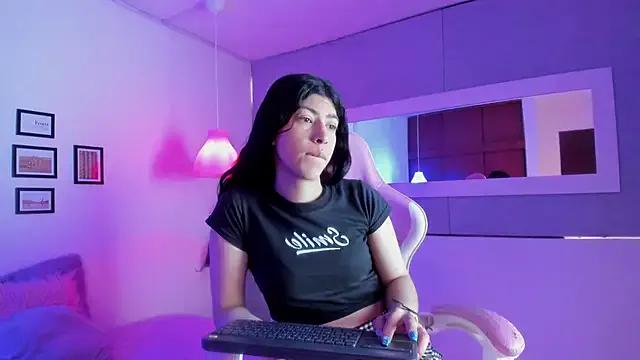 Cassie_bloom on StripChat 