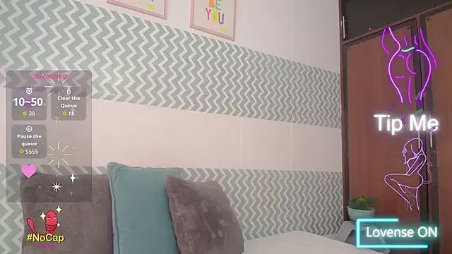 CataleyaWilson369 on StripChat 