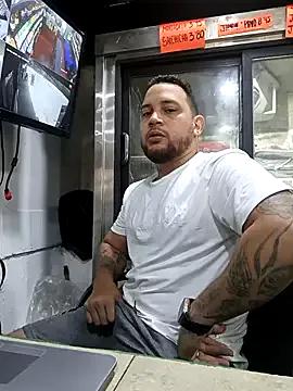 StripChat Catire10_ is Freechat Catire10_ — I CUM AT MY JOB