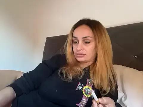 Freechat ClaireDeLunee on StripChat