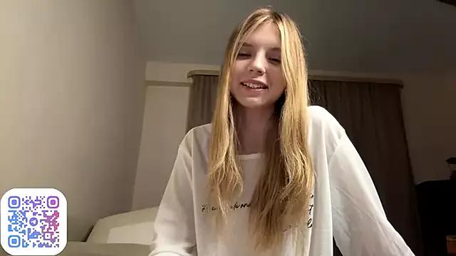 Freechat FruityXo on StripChat
