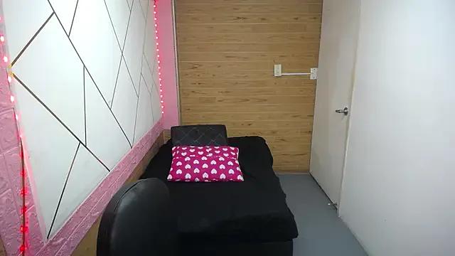 Freechat isabella_rossee on StripChat