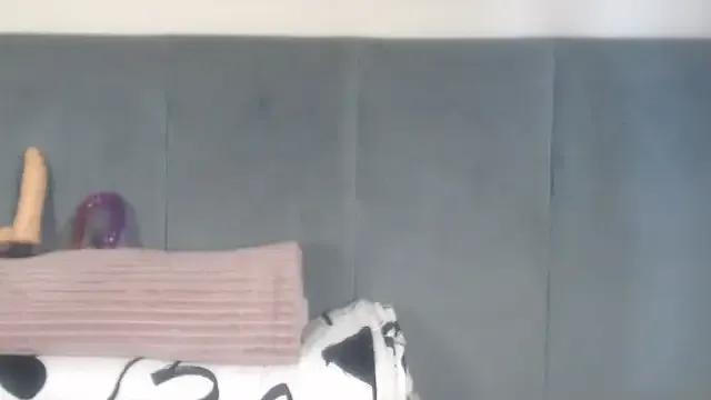 Jah-Queen — Private on StripChat