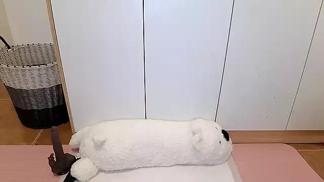 Jennie-007 on StripChat